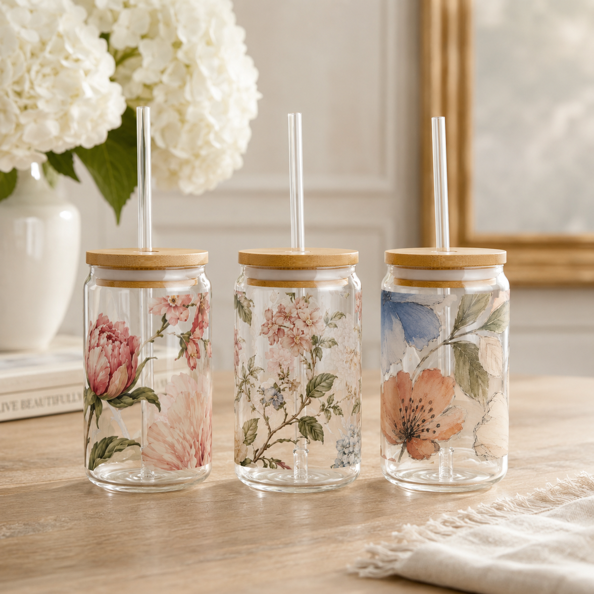 The Bespoke Bambina | Heirloom Bloom | Sipper Glass, 16oz