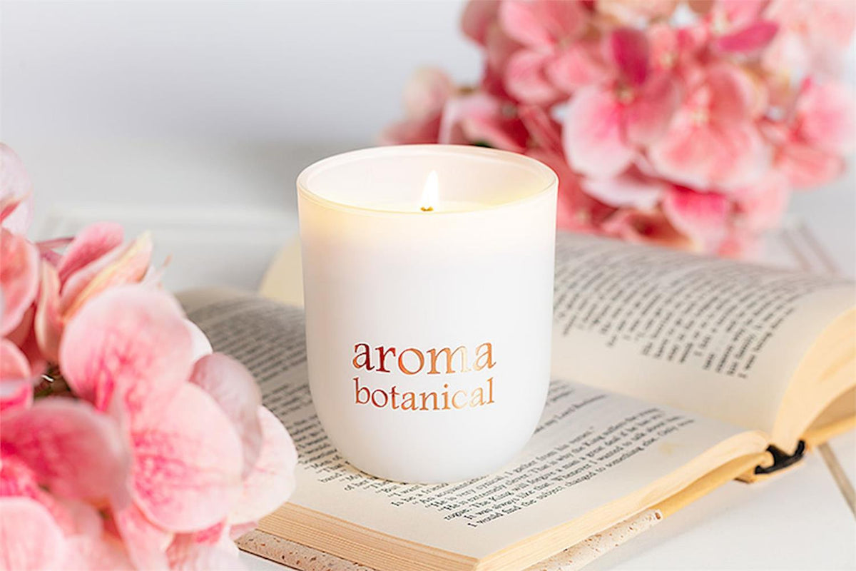 Mini Sleep Candle with Lavender & Marjoram for Tranquil Nights by Aromabotanical