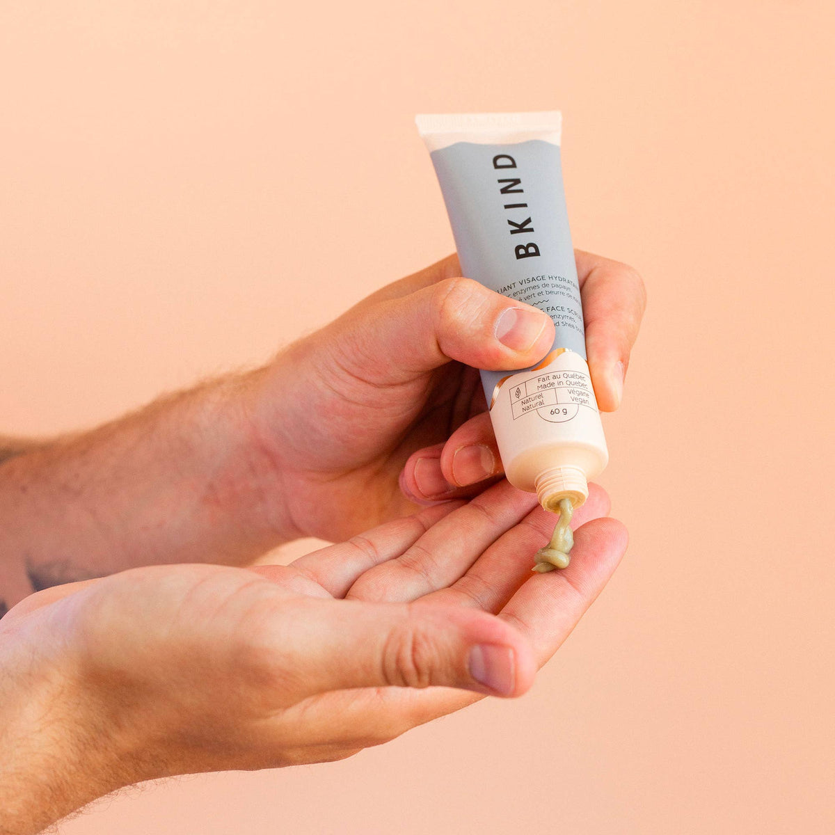 BKIND - Moisturizing Face Scrub - With papaya enzymes & green tea