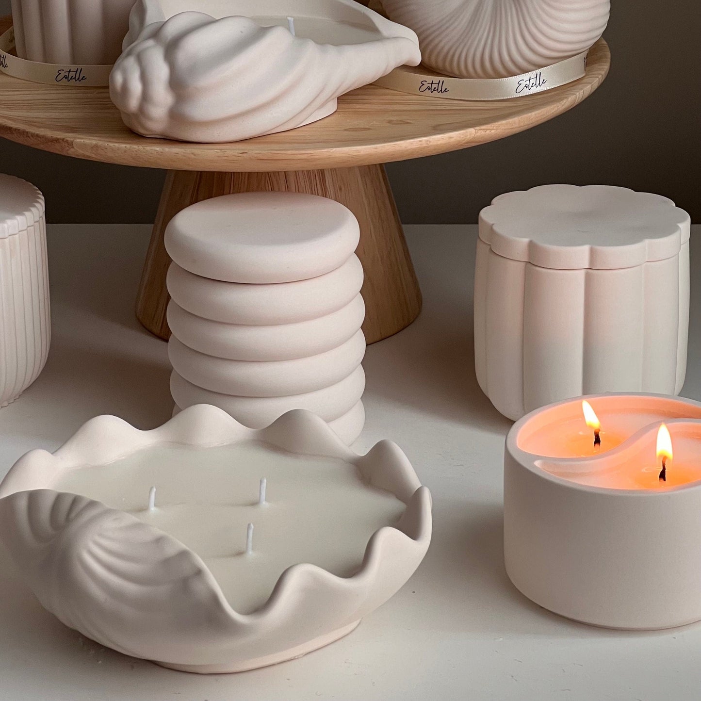 Clam Shell Soy Wax Candle in Jesmonite Vessel: Handmade Scented Candle