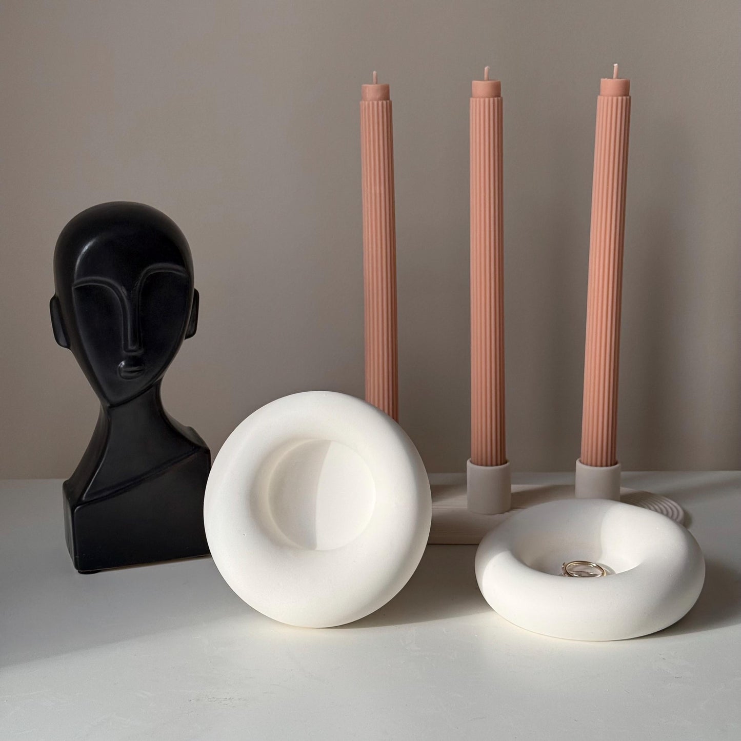 Handmade Jesmonite Round Trinket Tray: Scandi Home Decor