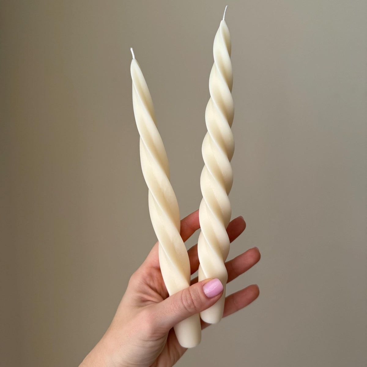 Spiral Soy Wax Taper Candle: Trendy Dinner Table Centerpiece