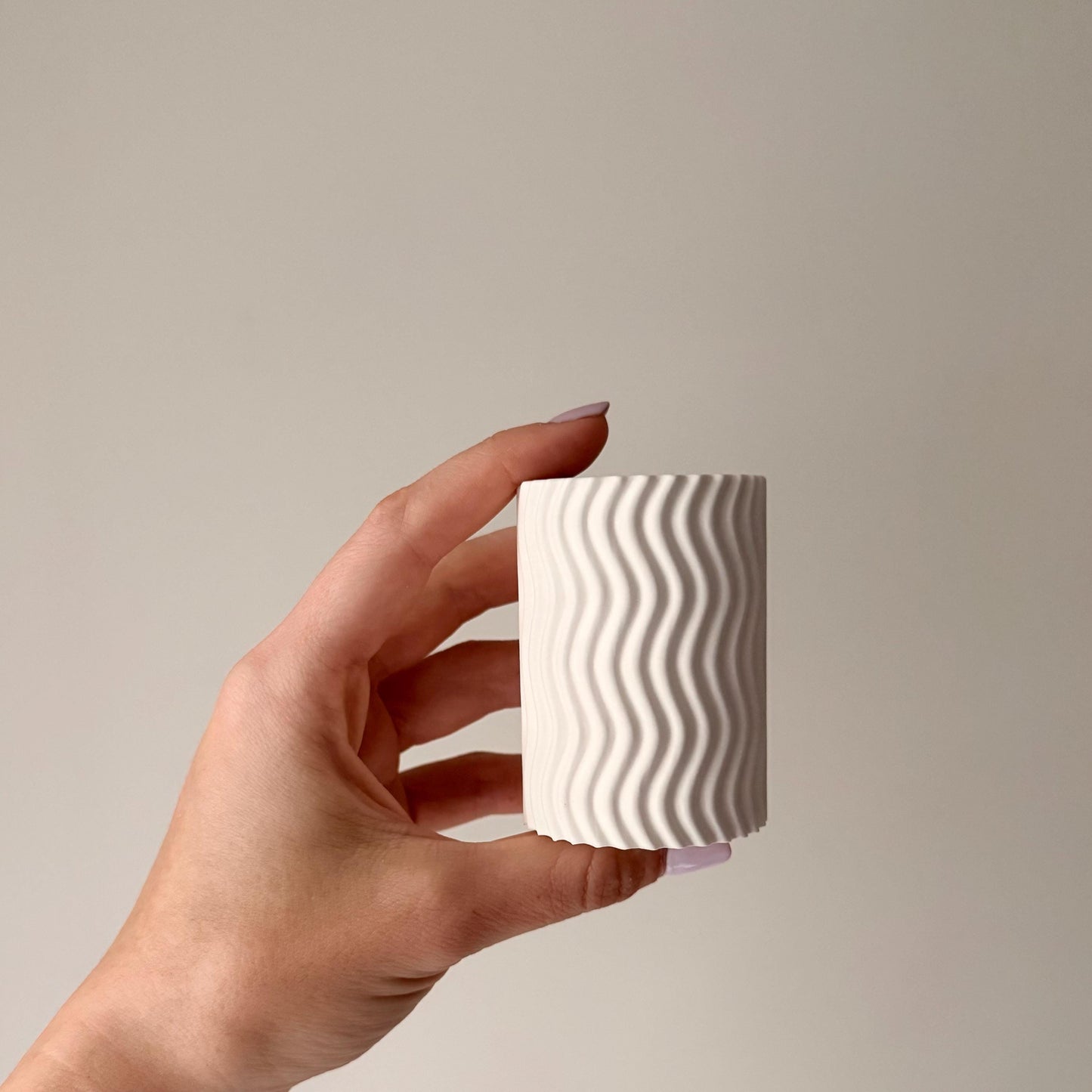 Sculptural Wave Candle Holder, Minimalist Jesmonite Decor